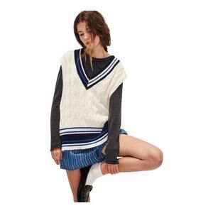 Free People NWOT Coastal Prep Poncho Vest Cable Knit One Size Blue Cream